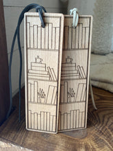 Charger l&#39;image dans la galerie, Magnifique signet bibliothèque en bois d&#39;érable. Expédition gratuite