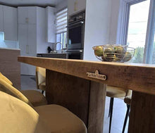 Charger l'image dans la galerie, Table à dîner La Solara